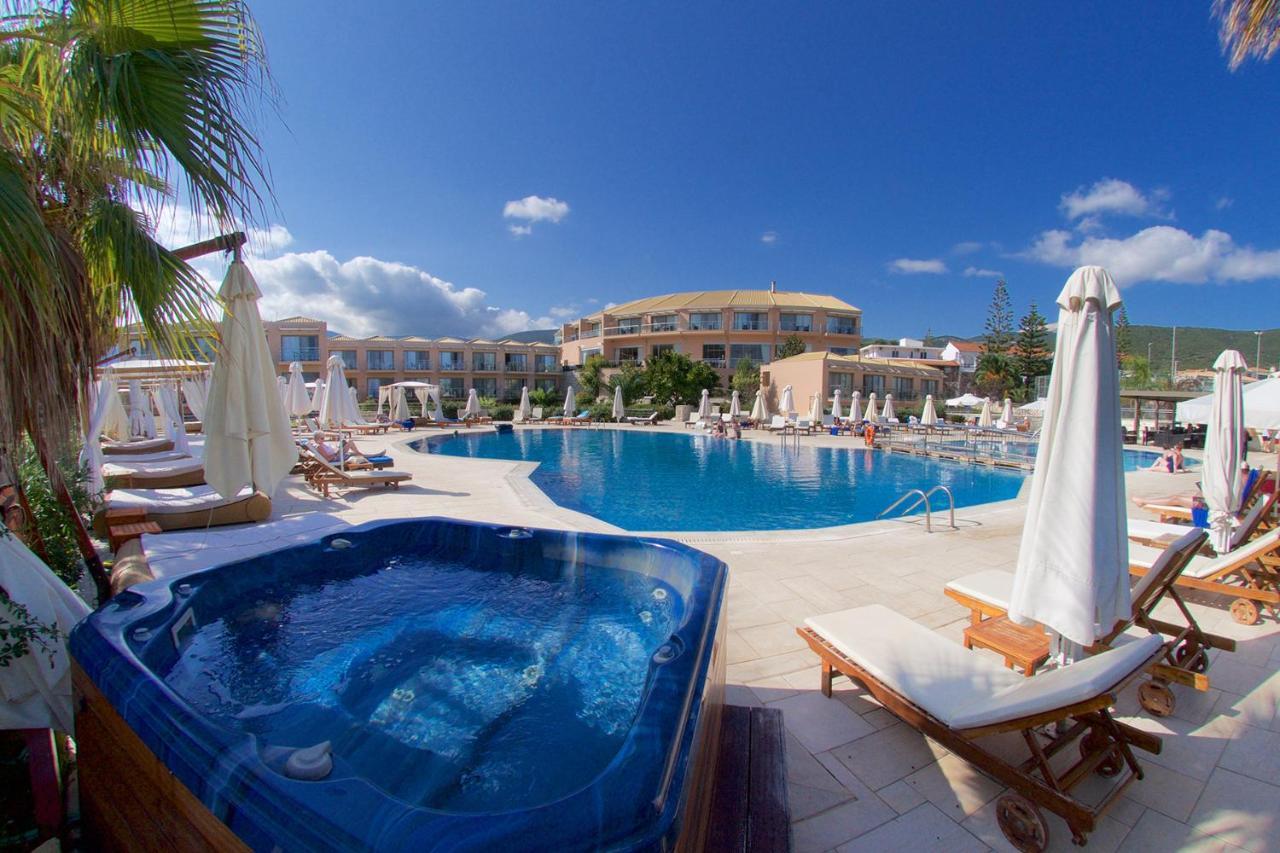 Ionian Emerald Resort คาราโวมิลอส ภายนอก รูปภาพ