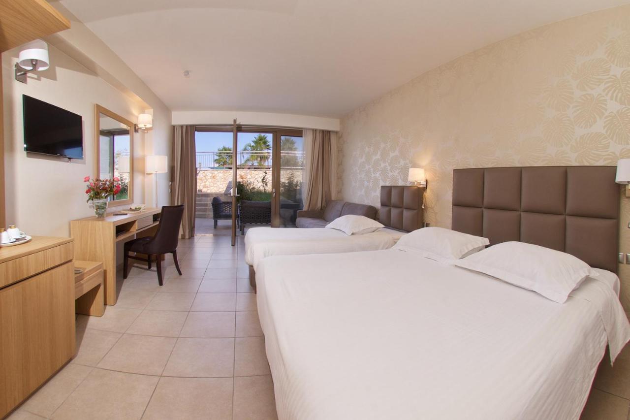Ionian Emerald Resort คาราโวมิลอส ภายนอก รูปภาพ