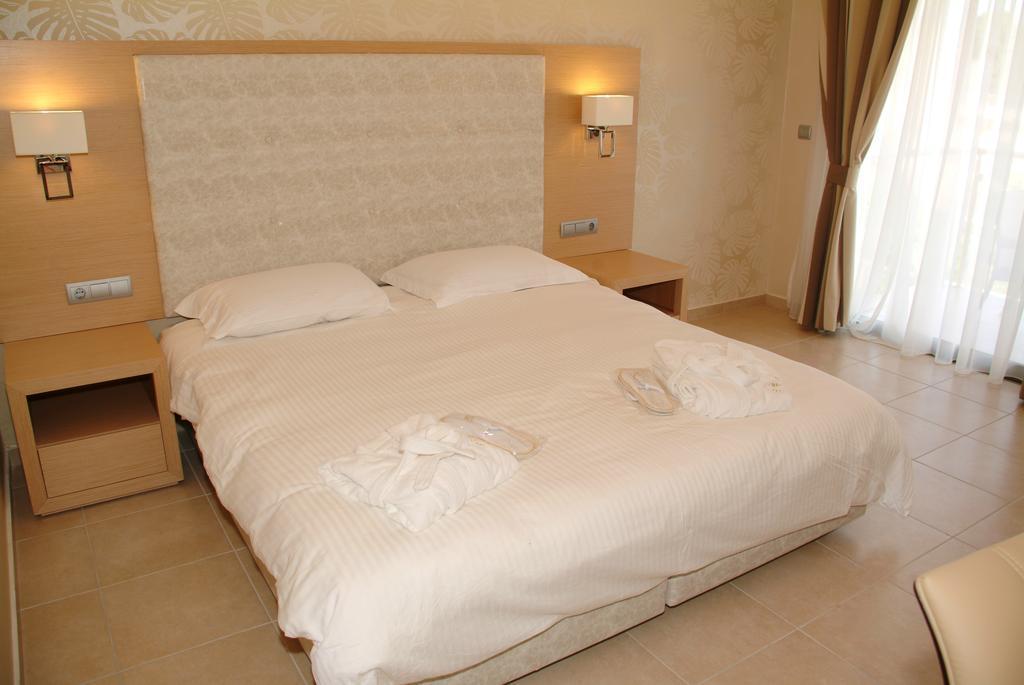 Ionian Emerald Resort คาราโวมิลอส ภายนอก รูปภาพ